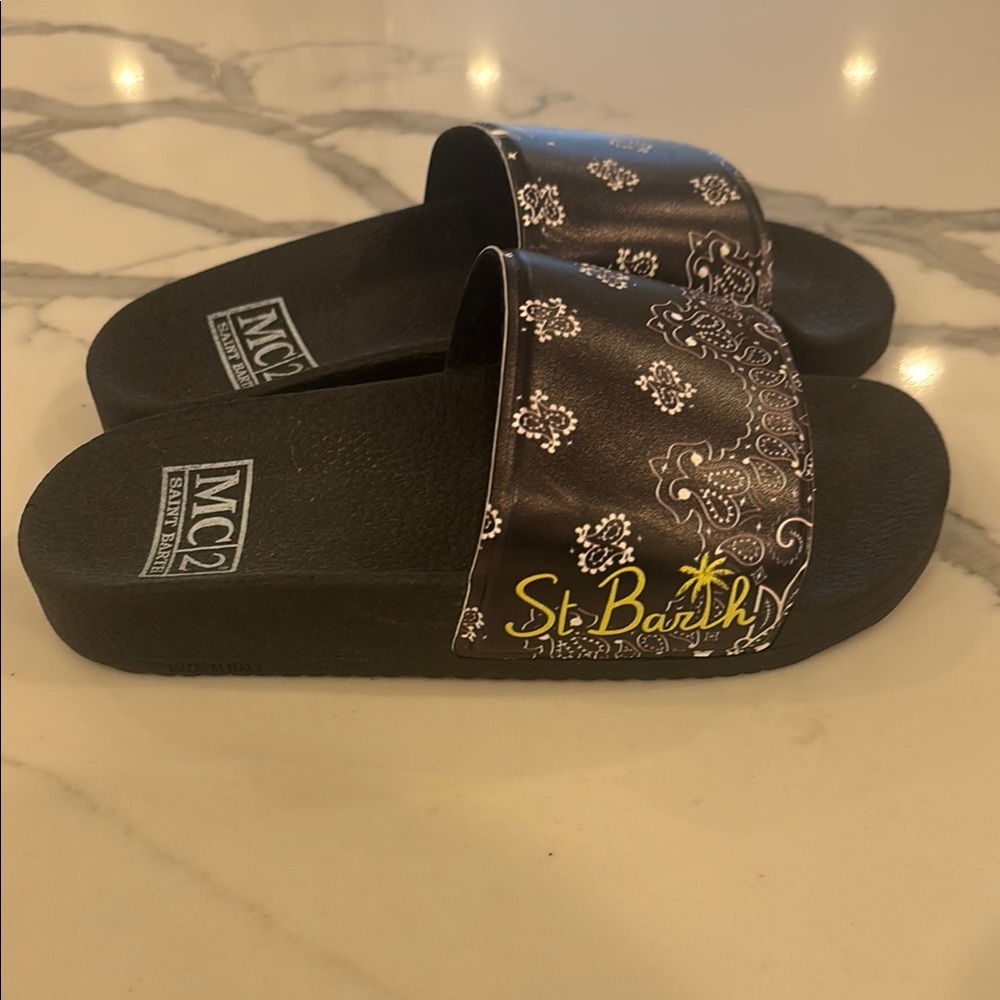 MC2 Saint Barth Black Bandana Print Slide Sandals size 33/34 (unisex)